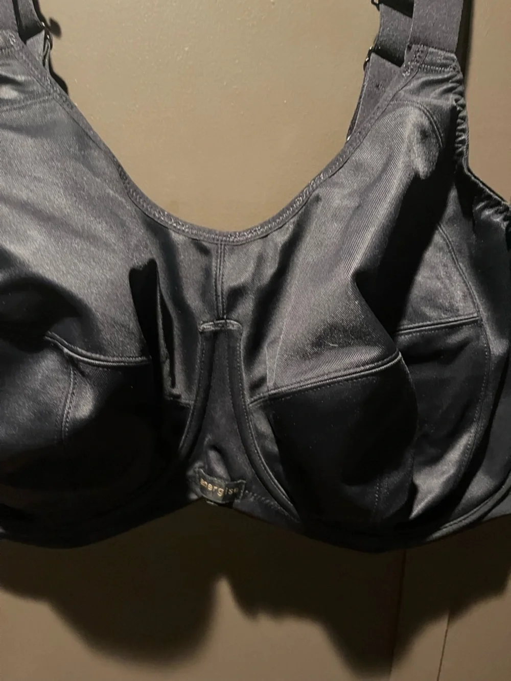 Elomi Black Full-Coverage Support Bra - Picture 2 of 9